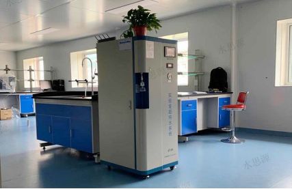 超纯水设备与超纯水机价格解析及实验室耗材销售指南