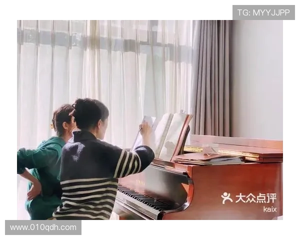 钢琴师Qvod:一段跨越时光与命运的音乐旅程,揭秘隐秘的音符与情感交织 钢琴师Qvod:一段跨越时光与命运的音乐旅程,揭秘隐秘的音符与情感交织